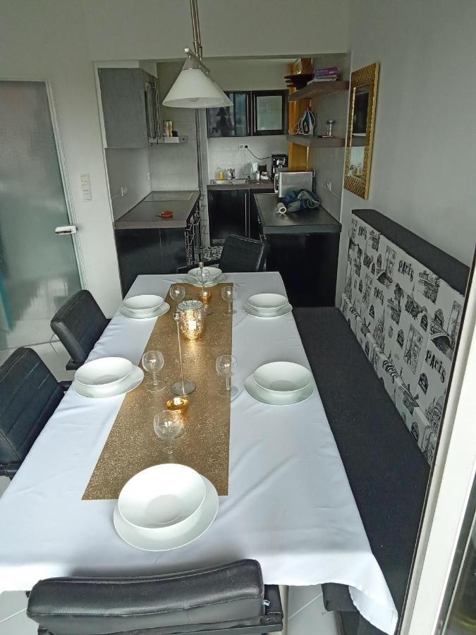 Liege Centre Mediacite Appartement Possible Parking Terrasse Immense 8Eme Pour 2 Personnes מראה חיצוני תמונה